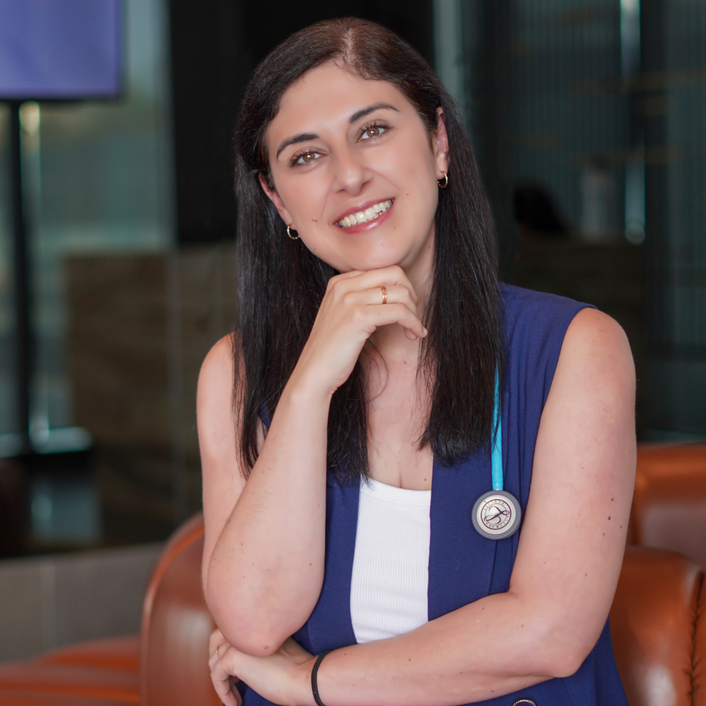 Dra. Karina Alejandra Rodríguez Quintanilla — Geriatra